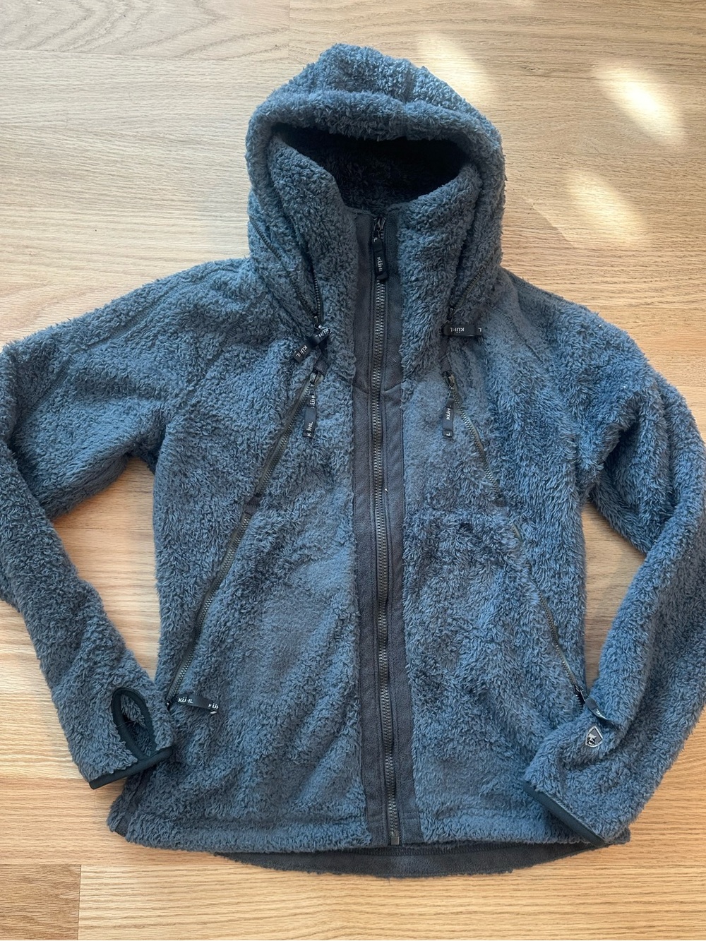 Women’s Kuhl fuzzy fleece zip front jacket
